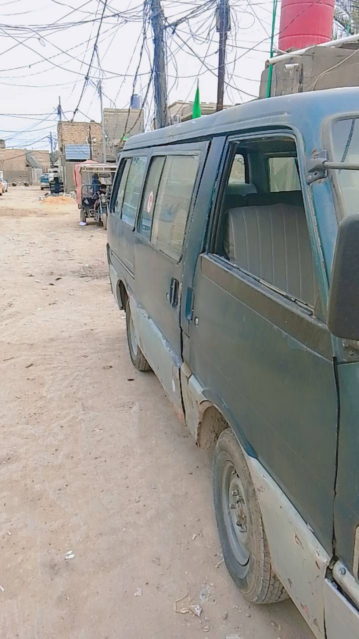 سلام عليكم بسته لبيع موديل ربعه وتسعين كير وكسن ستوني شادهن محرك بي تنقيص قليل السعر 28 وبيهه مجال حك الجيه مكان النجف متواجد على الفيس *********** هاذه رقمي بي وتساب
