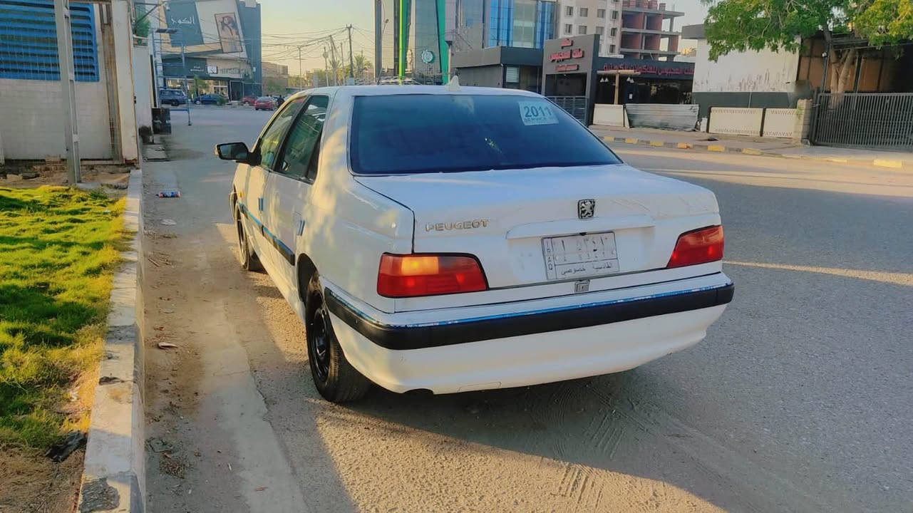 تبريد شغال منضومه جديده
منضومه زنون عالي ناصي
شاشه + كامره اصلي
كهربائيات كله شغاله
34ورقه وبيهه مجال 
للاستفسار الاتصال والتواصل ع الرقم *********** النجف, العراق
