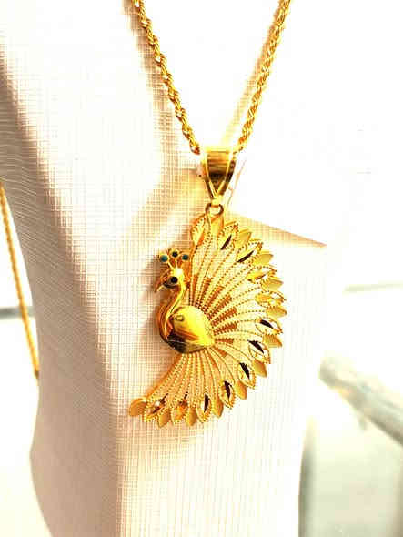 مداليه طاووس ايطالي
الوزن ٥،١٥ غرام 
السعر  ٩٥٥ الف
 محافظه بابل صياغه نزار المومن ***********
 يوجد توصيل لكل المحافظات العراقية 🎀💎👀💅
