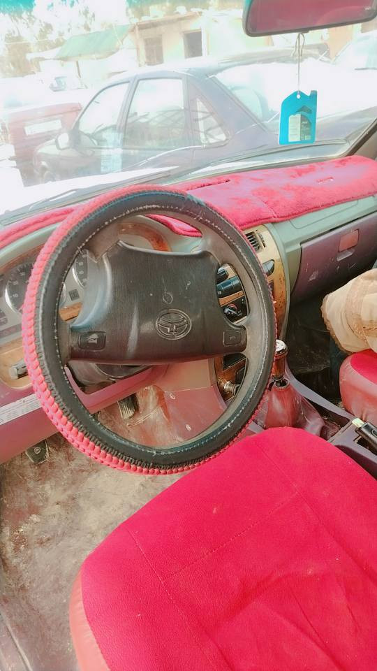 دير 2009 نضيفه بدون حادث كير و محرك شرط مو مفتوح بس تبديل كاسكيت و باب البودي بي صبغ منفيس اصلي شرط وكاله سعرها 50$
***********
*********** سنجار, نينوى
