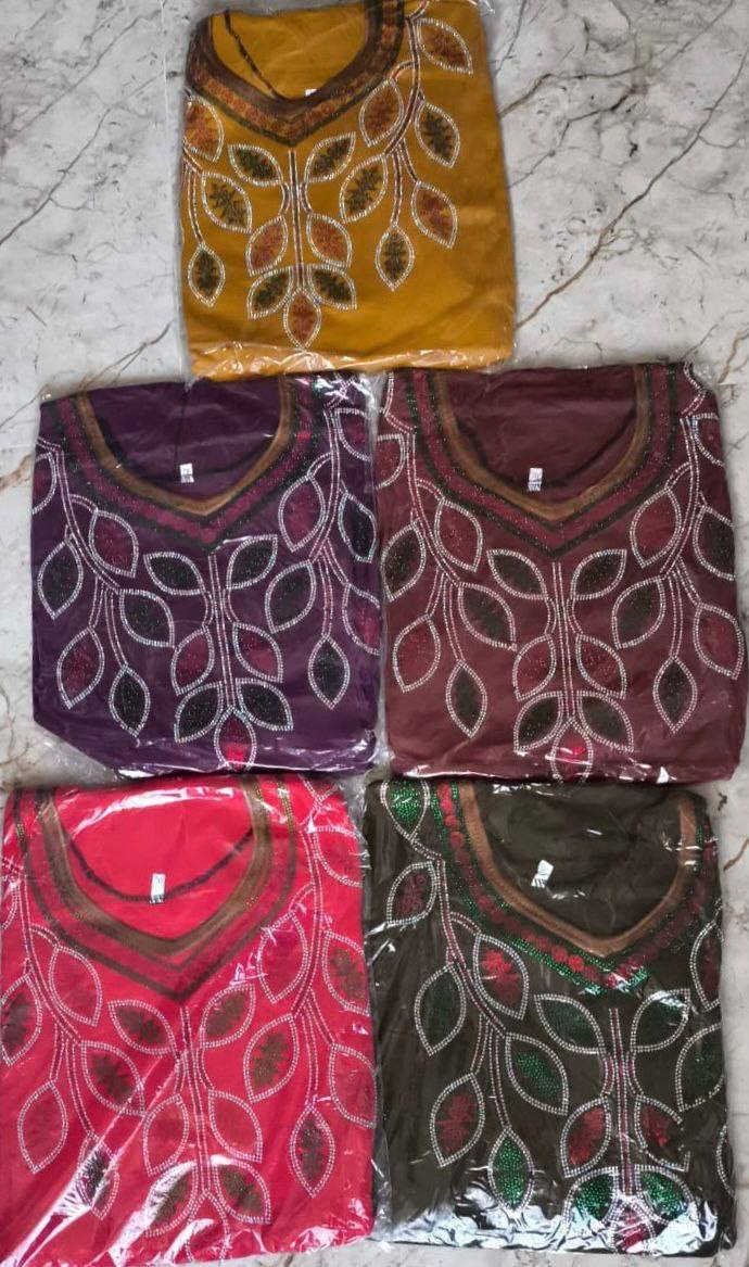 #ترندددددد💥💥
#موديلات_العيد_وصلت ❤️‍🔥❤️‍🔥

🌟 كشمير كابوي مطاط مكفول درجة أولى!
موديل موديل ستراس 💕💕

ستايل راقي ومريح

📏 القياسات:L   Xl   XXl
💥الالوان :اكو موديلات 6 الوان
واكو 5 الوان  واكو 8 الوان 
كل الالوان ستندر  مابيها عزل

سعر الدرزن 125


**إذا كنت صاحب هذا الإعلان وتريد حذفه لأي سبب، رجاءا أرسل رسالة إلى الدعم الفني**