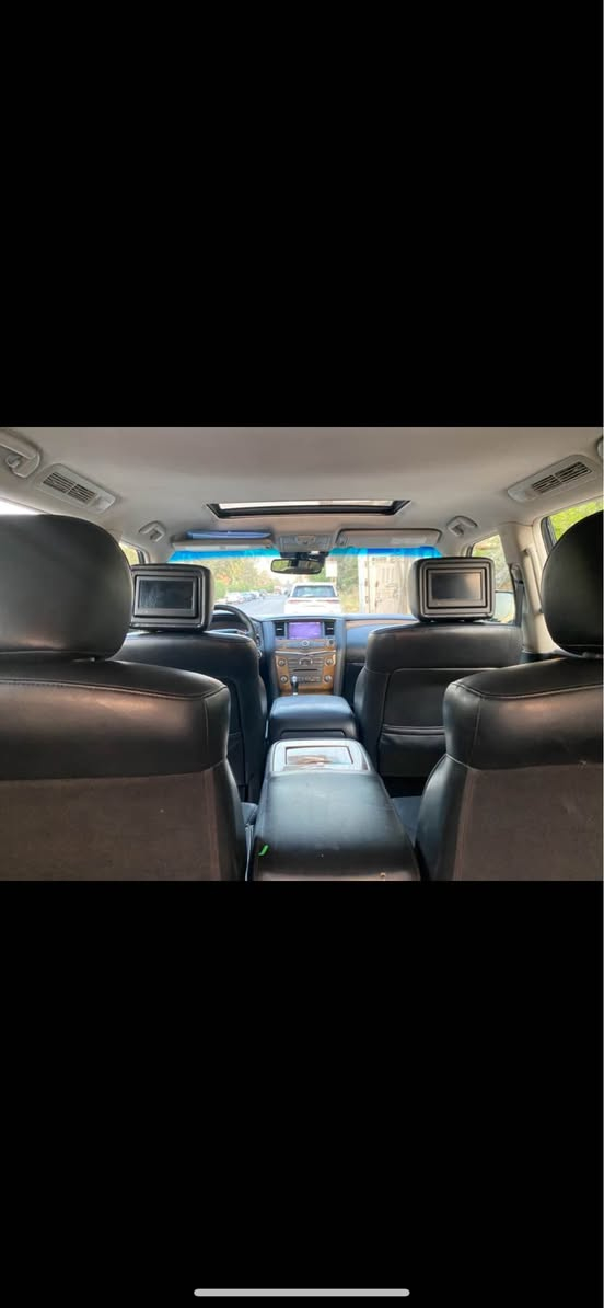 (ملاحظة السيارة بيع فقط بدون مرواس )

إنفنتي QX56 موديل 2012 

محرك 8 سلندر (المرغوب)

فل مواصفات – أعلى فئة

السيارة وارد امريكي بابتين جهة الصدر وربع الدعامية الخلفية صبغ 

المواصفات التفصيلية:

بصمة

فتحة سقف (سلايد)

كشنات جلد

كشن السائق والراكب كهرباء

تبريد وتدفئة كشنات

نظام صوتي

شاشات عدد 3

كاميرات 360 درجة

دبل إكسل 4X4

حساسات أمامية وخلفية

مرايا كهربائية + أوتو قابلة + ترحيب

تحكم ستيرن

صندوق كهربائي شفط

مانع انزلاق

مانع انحدار

7 ركاب

إضاءة 

لايتات كهربائية

منفذ 220 فولت

تبريد خلفي 

3 قطع تبريد مركزي

نظام قيادة

سترين كهربائي

نيكل كامل بلادي

جنوط بلاك حجم كبير

كشنات خزن

موقع : بغداد الشعب 

سعر مناسب 135 ورقه وبيها مجال بسيط 

للاستفسار *********** بغداد, العراق
