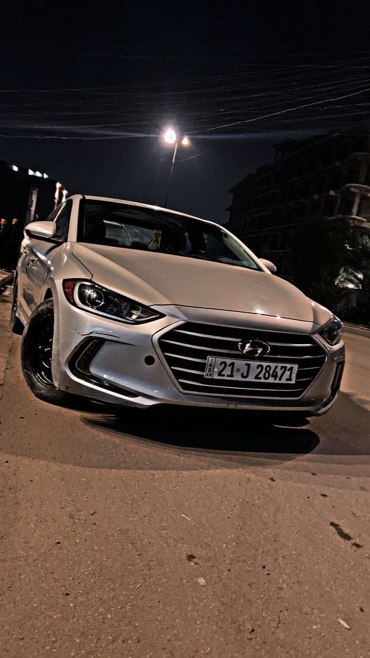 النترا 2018  SE للبيع سيارة ماشية 123كم سيارة بيها جراد بالقمارة فقط الحادث مالها موجود بالصور والسيارة نضيفة السعر 115 وبيها مجال رقم سليمانية بسمي تحويل ثاني يوم الرقم ***********
