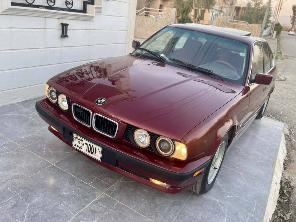 520i
1992
ئاڕم پلاستیک دهۆک بەشەرتی ئاڕم و ئەوەلیات
گیر و مەکینە 520 ی گیڕ عادی گیڕ و مەکینە بەشەرت پیش و پشتی کەپس بئ دەعم بئ لیدرا 
تازە بۆیاغ عام کراوە *********** كويسينجاك, أربيل
