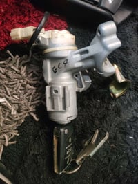 للبيع تواصل عله هاذه الرقم 07727998999