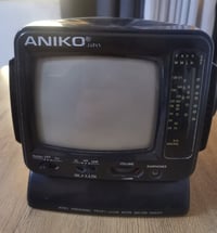 تلفزيون • انتيكا • راسل خاص