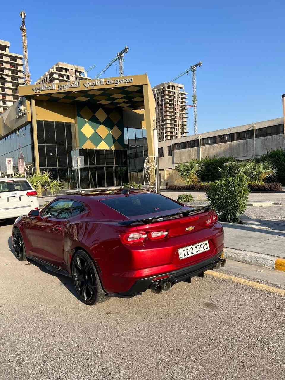 #للبيع للبيع 
سلام عليكم 
كمارو موديل 23
لون مميز 
سياره نضيفه كلشي بيه مكفول عده الحادث 
4 سلندر تيربو 
سياره تحويل مباشر او وكالة عامه بسمي سياره 
سياره جاهزه من كلشي اي نقص مابيه 
ماشيه 47k
عنوان سياره اليرموك اربع شوارع 
تواصل ***********
سعر 145$ وبيه مجال بسيط
