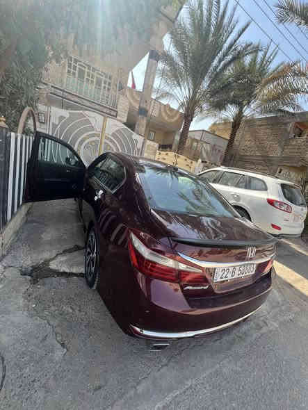 السلام عليكم عندي هوندا اكورد موديل 2017وارد امريكي حادثها بنيد بدون دواخل السونار بالمنشور  ماشيه 111 حقيقي مواصفاتها كشن السايق كهرباء كامره خلفيه تحكم ستيرن جهتين محرك 2400 دبل كزوز السياره جديده بمعنى الكلمه وجاهزة رقم اربيل بأسمي تحويل ثاني يوم سنويه جديده تنتهي 2031 سعرها 130 للاستفسار الاتصال 
***********
