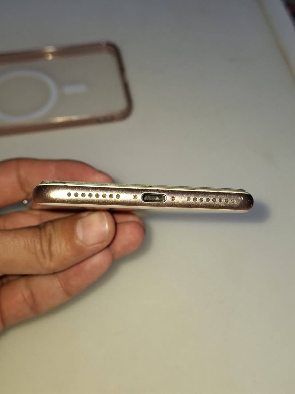 ايفون 8 كلش نظيف ابد مامفتوح ذاكرة 256 بطارية 72 بلادية سعر ١٨٠ بغداد
***********
