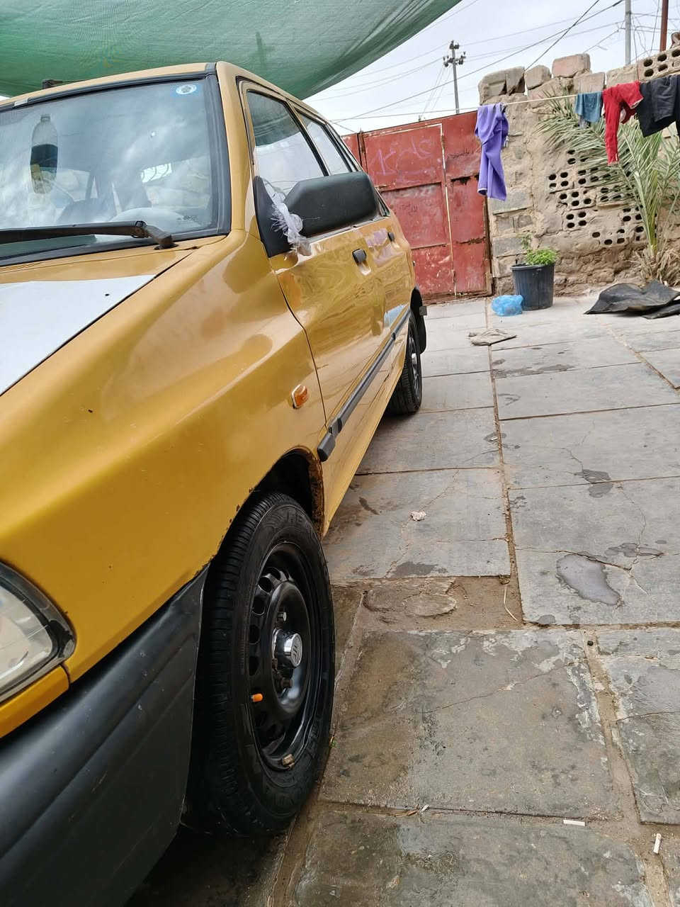 سايبا موديل 2012.سياره جاهزه من كلشي تبريد ثلج كير مكينه كله جاهز رقم بغداد انكليزي مصفره هيهه وغرامات السعر 29وبيه مجال مامتواجد على الفيس رقم ***********
