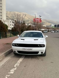 تشارلنجر SXT • ٢٠٢٣ • ٤٥ ألف ميل