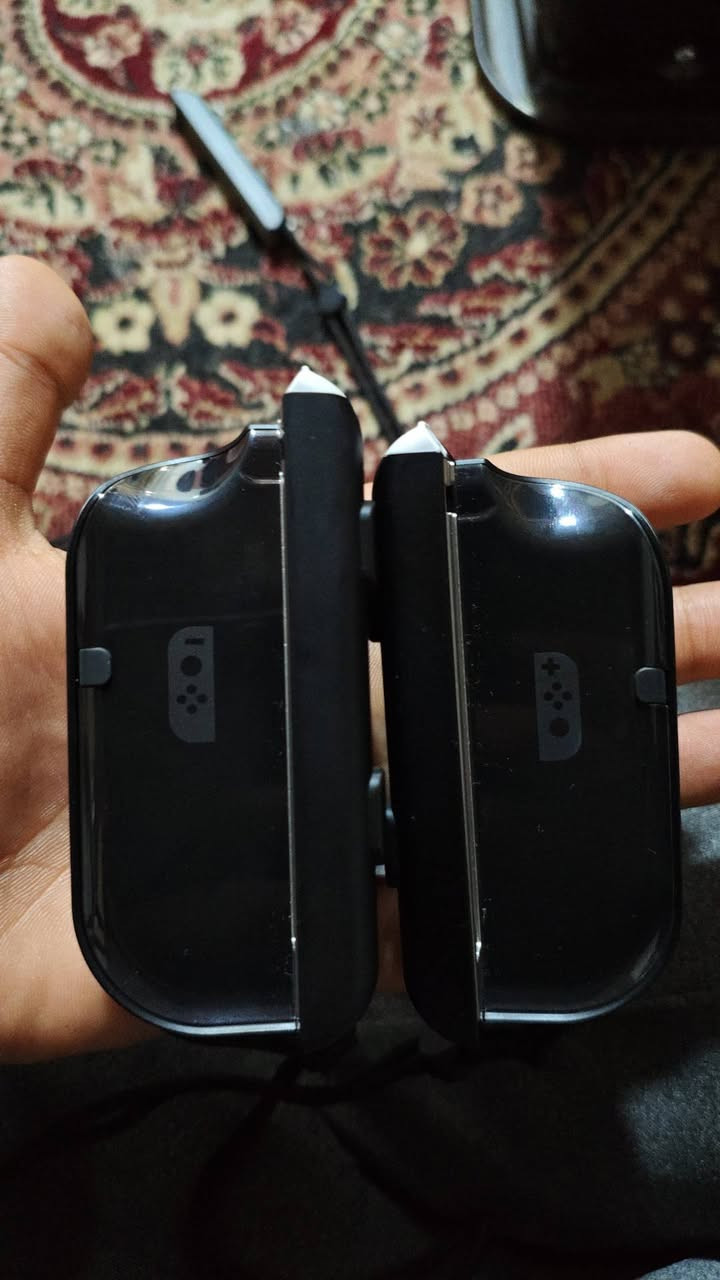 للبيع المهتم خاص وانطي سعرك متوفر توصيل او الاتصال ***********
