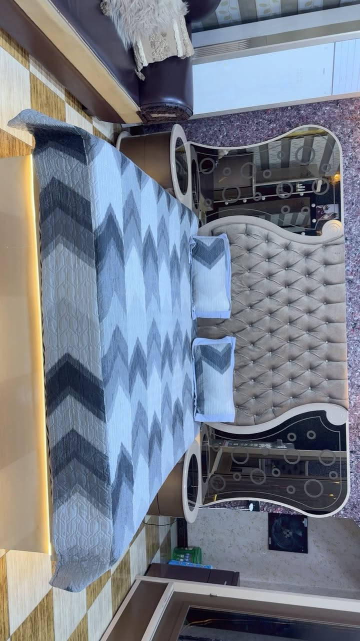 السلام عليكم غرفه نوم جديده معنا الكلمه للتواصل ***********
