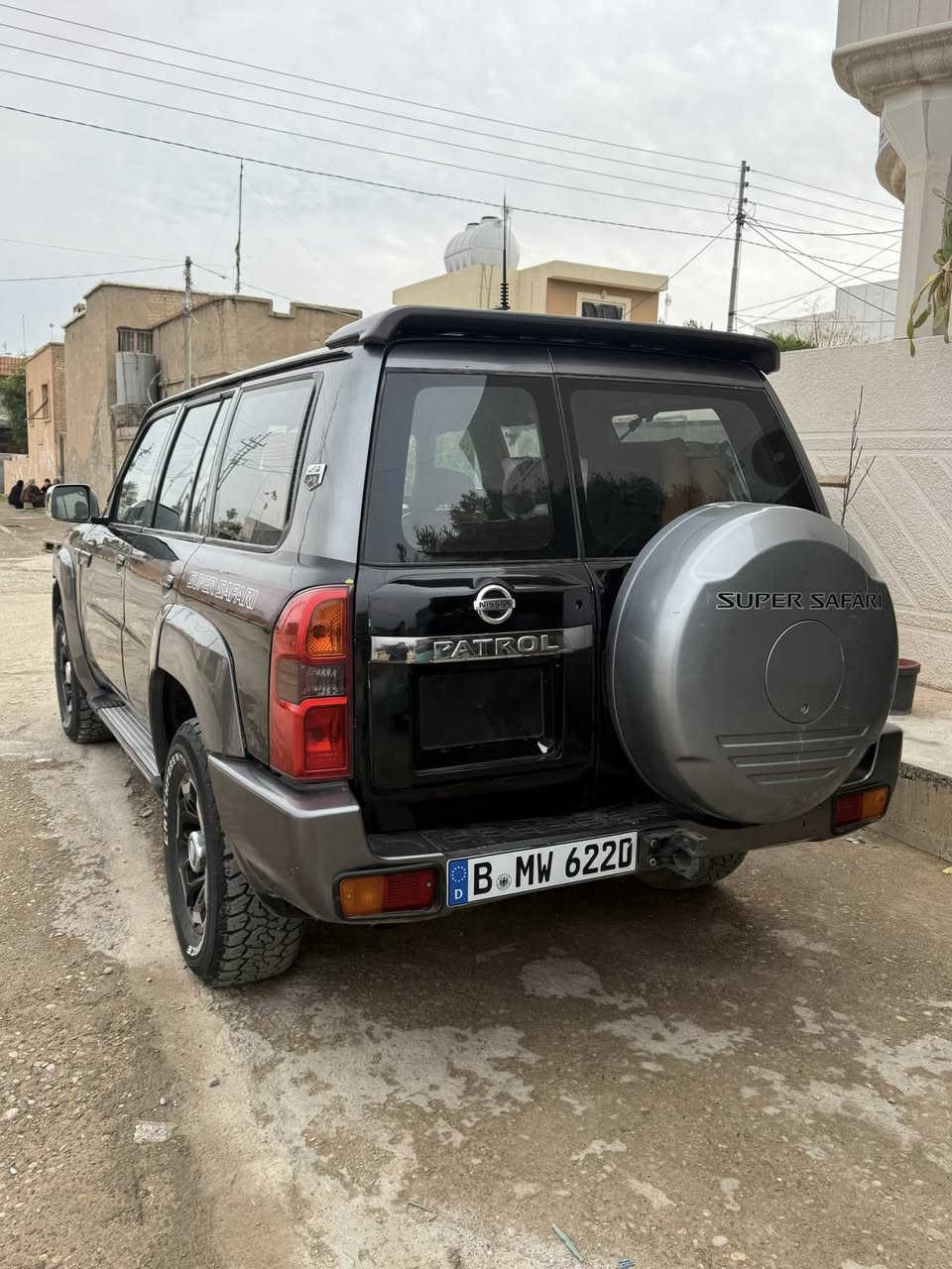 سلام وعليكم البيع نيسان بترول مزايده ٢٠٠٨ بيهه وكاله وفحص مرور سياره محدثه ٢٠٢٣ داخل وخارج  محرك ٤٥٠٠ كير عادي بشرط بدون ضربه سياره مصبوغه لجماليه دوشمه عامه  تخم تاير جديد تبريد تدفئه ماناقصه برغي السعر ٩٢ بي مجال
مكان سياره ديالي خانقين ***********
