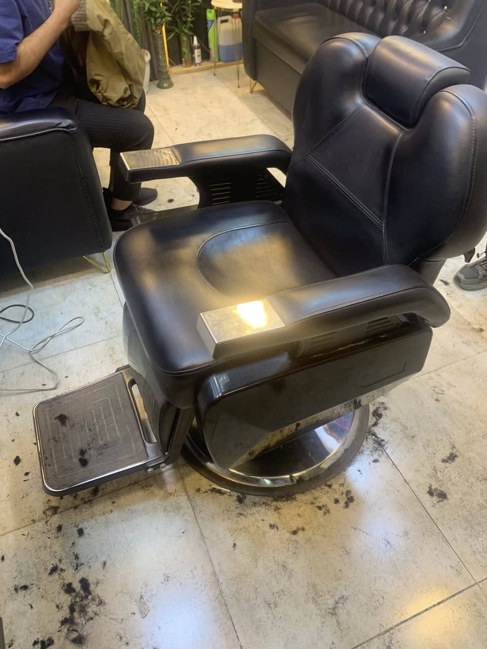 غراض للبيع العنوان الغزالية للتواصل ***********
