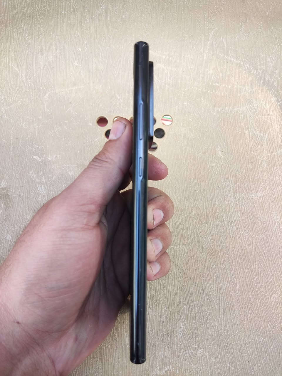 السلام عليكم
نوت 20 الترا امريكي شريحه عاديه وشريحه الكترونيه ذاكره 512 جهاز لاداخل صيانه ولامفتوح لوك نظيف السعر 300 قفل بدون عمله مكاني بغداد الحسينيه مالراجديه ماعندي توصيل
رقم ***********
