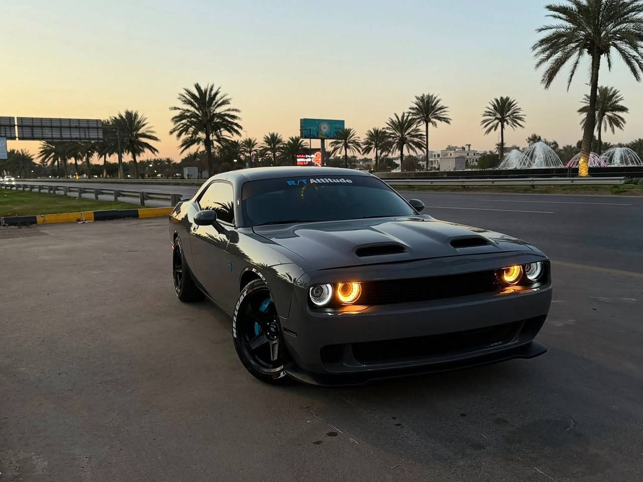 دودج جالنجر النداء الاخير 2023 RT  
مكينة 5.7 8 سلندر 
وارد امريكي 
صبغ قطعة واحدة 
السيارة جاهزة من كل النواحي وبالعافية للي يشتريها
للتواصل *********** بغداد, العراق
