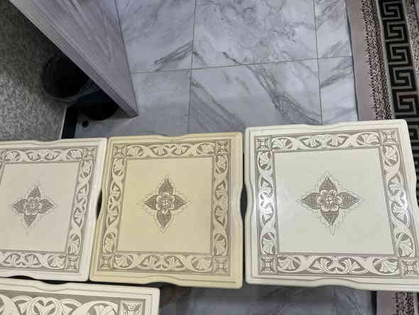 طبلات خشب زان اصلي
شبه الجديد
٣ طبلات صغيرة وواحدة كبيرة 
مكاني تكريت القادسية حي الجامعة خلف جامع الحازم
واتساب 
السعر ١٠٠ وبيها مجال
***********
