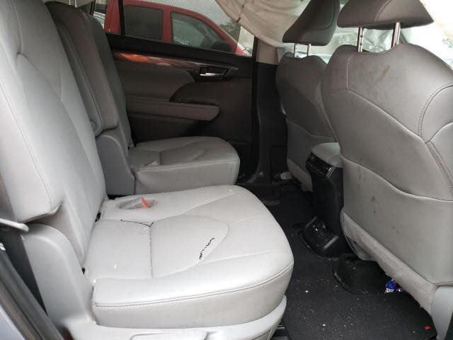 بسم لله ما شاء الله 🤲
تم عرض الوصول الجديد هايلاندر بلاتينيوم  🔥VIP

رقم السيارة :  رقم بغداد

موقع السيارة :بغداد

نوع السيارة: هايلاندر 

موديل: 2020

حجم محرك 2.4

بانزين 

مواصفات: بلاتينيوم فول للأخير VIP 

 

بصمة 

بصمة ابواب 

كشنات جلد 

كشنات خزن كهربائي 

كشنات تدفئة وتبريد 

كشنات خلفيه تدفئة 

بانوراما 

بريك كهربائي 

اوتو ستوب 

وضعيات قيادة درايف مود سبورت .نورمال .ايكو 

مانع انزلاق 

Snow ثلج 

ستائر خلفية

صندوك كهربائي + جلاق 🦶🏻

بلاجيكتور 

رادار نقطة عمياء 

رادار خروج عن المسار 

رادار مانع تصادم امامي 

لايت زينون 

داتشو 

مقاعد صف صالث 

ايشاير مري 

شاحن وايرلس 

دشبول والأبواب مطعم بالفورميك 

شاشة كبيرة 

كاميرا 360  . 5 كاميرات 

سستم سماعات JBL

حساسات اماميه

للأستفسار 

***********
