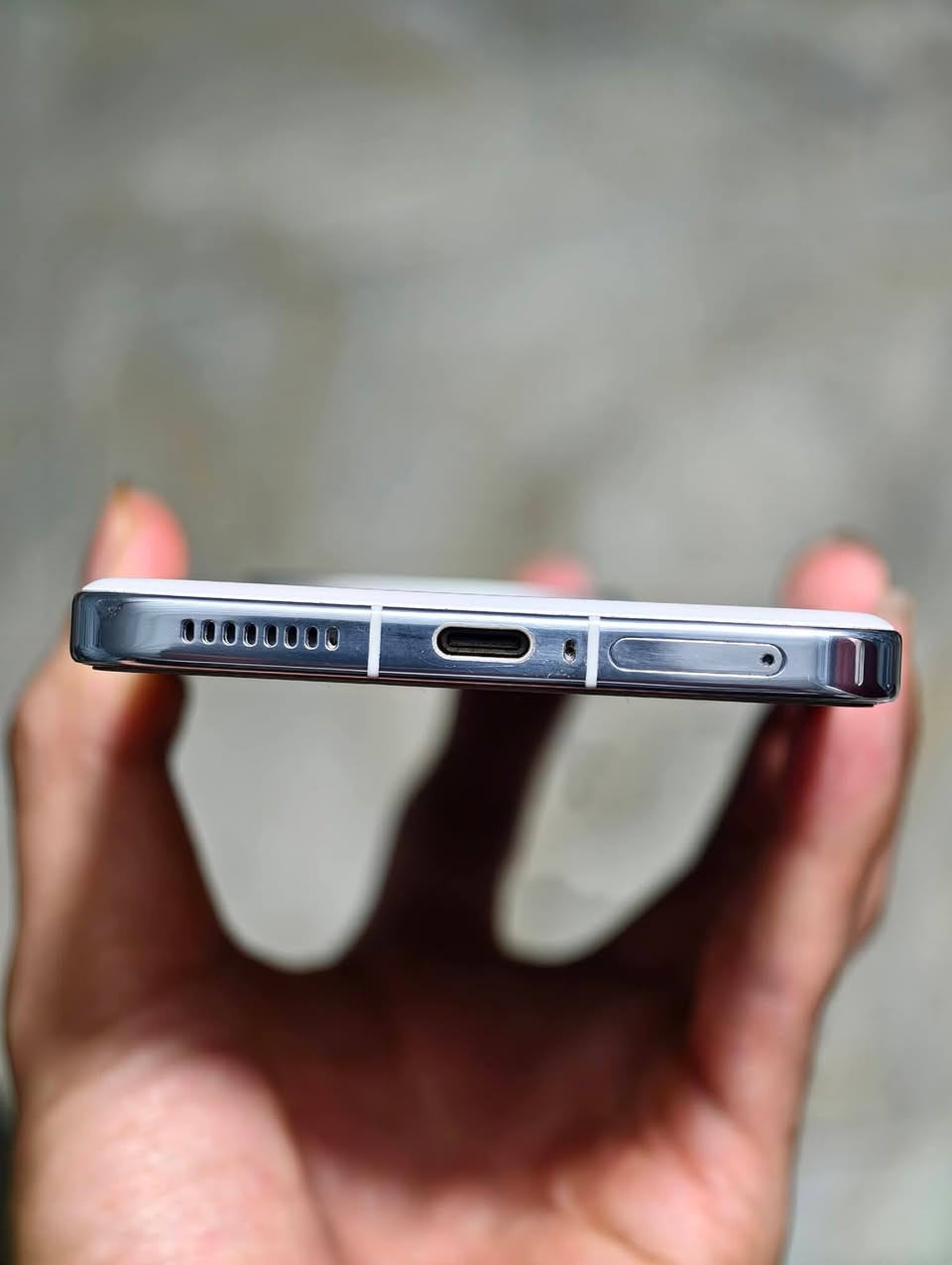 Iq13
512
16
نظافه الف بالمية 
استخدام قليل 
كارتونه ضاعت فقط شاحنه الاصليه 120 واط و6 كفرات 
السعر 680 الف  
بغداد الكرخ 
يوجد توصيل 
***********
