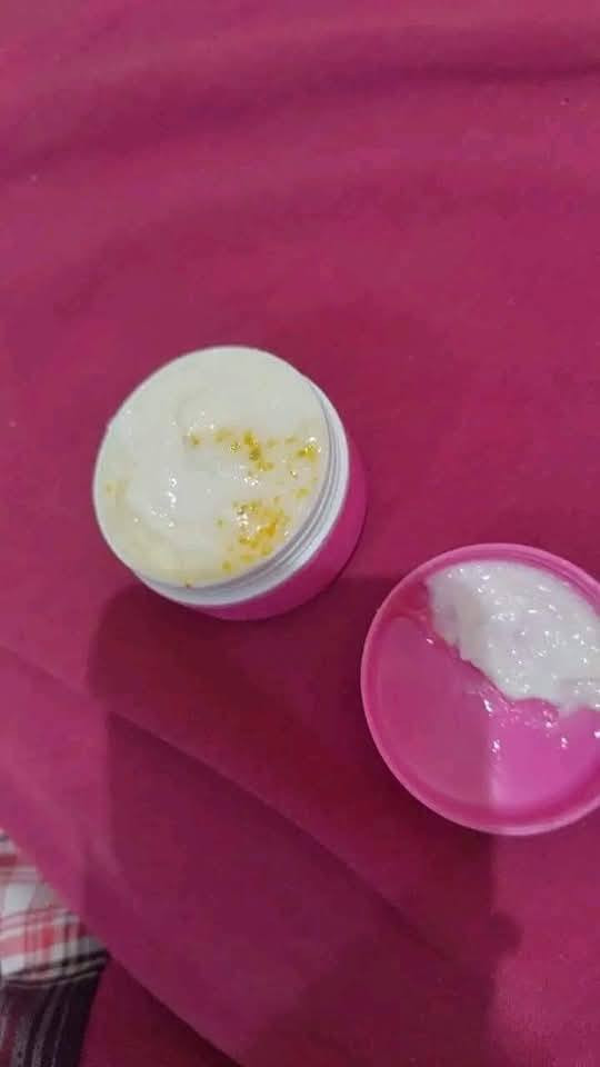 ✨كريم طبيعي✨ بياض ونضاره وتصفيه للوجه خلال اسبوع
خالي من المواد الضاره الكورتيزون والديرمويدين
يعالج الكلف والتصبغات و حب الشباب واثار الحبوب والهالات السوده ويوحد لون البشره 
عنوانه ضمانه بغداد مدينة الصدر حميديه مقابيل عماره الخضر مجمع اللطبي مركز أيلول للتجميل للحجز والاستفسار مراسلة الصفحه ا


**إذا كنت صاحب هذا الإعلان وتريد حذفه لأي سبب، رجاءا أرسل رسالة إلى الدعم الفني**