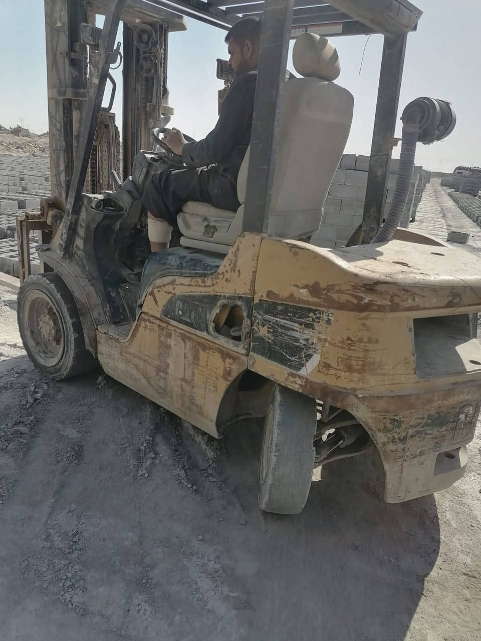 سلام عليكم كتر للبيع ٣ حركات ٣ سلايتات موديل ٢٠١٠ البصره الزبير السعر ٧٥ رقم ***********
