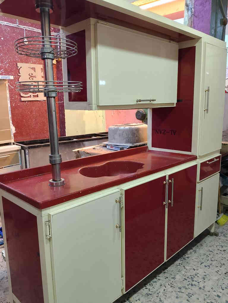 سلام عليكم كاونتر مترين مرمرمستعمل للبيع نظيف جدا كربلاء حي العسكري لعابد ومقابل  لسعر 275وبي مجال ***********او*********** كربلاء
