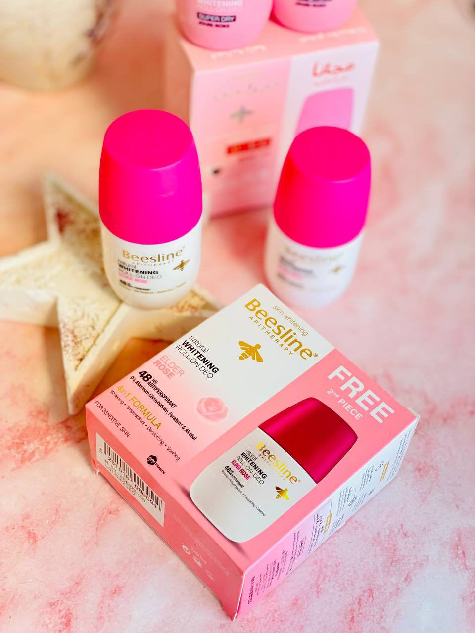 ✨ لا بعد عرق ولا ريحة محرجة ✨
رول أون بيزلين للتفتيح 🌹 برائحة الورد تخليچ دوم فرش ومرتاحة 💖

✔️ حماية 48 ساعة من العرق 👌
✔️ يفتح البشرة بشكل طبيعي 🌸
✔️ ريحة ورد تظل وياج طول اليوم 🌹

خلي ثقتج بي نفسج تكمل بعطر الورد 😉💫
يحتوي البكج على قطعتين 🌸

صنع لبنان 🇱🇧 الاصلية 💥

سعر البكج 10 الاف


**إذا كنت صاحب هذا الإعلان وتريد حذفه لأي سبب، رجاءا أرسل رسالة إلى الدعم الفني**