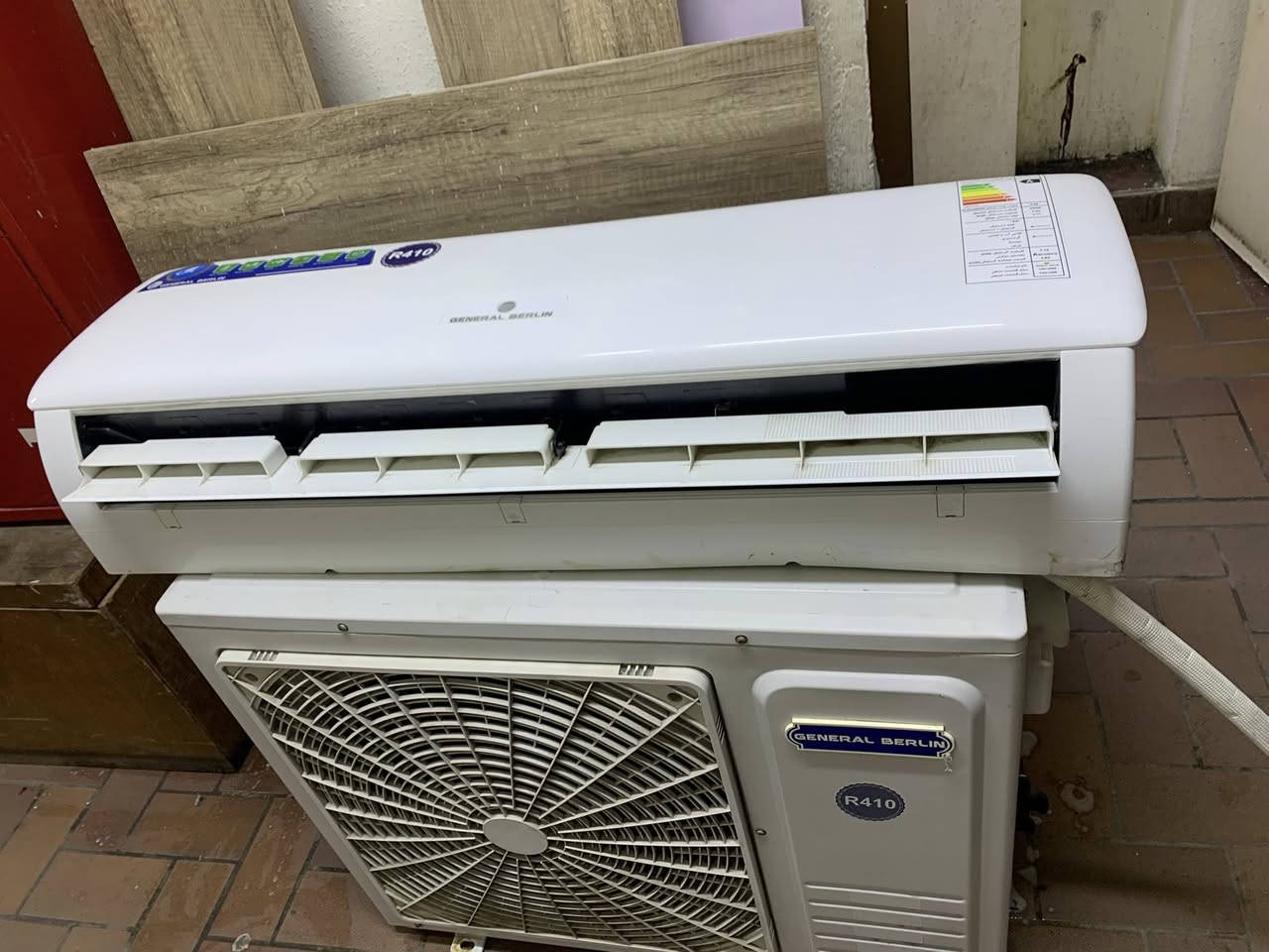 الكرخ شارع حيفا
سبّلت 2 طن اخو الجديد مشتغل شي قليل جدا نوع جنرال


**إذا كنت صاحب هذا الإعلان وتريد حذفه لأي سبب، رجاءا أرسل رسالة إلى الدعم الفني**