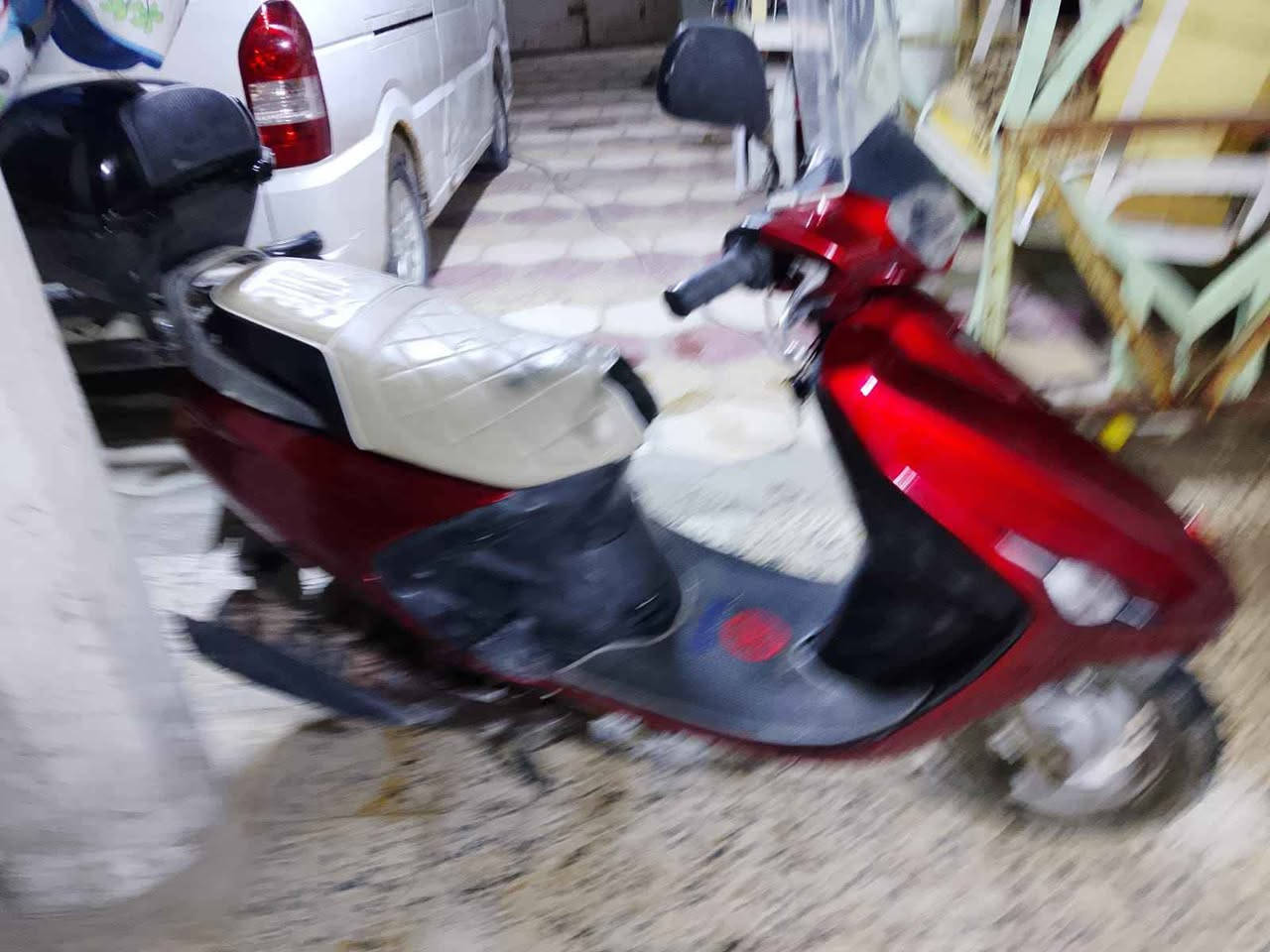 دراجه فراشه لون ماروني جديد اصلي شغاله من الطول للجول غحل تخبل شلعه ونهضه سلف هندر اشاير لايت عالي ناصي بك لايت عالي ناصي ستان جديد ثقيل سعر 450 وشراي خادم اله مكان شط العرب جزيره باب الهوى رقم هاتف *********** البصرة, العراق
