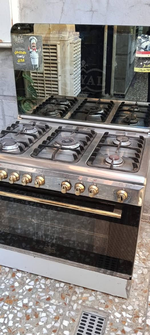 طباخ مصري ماركة رويال . 
حجم كبير ،,( 90 *60 ) ،
العنوان الشعلة / شارع الغربي 
رقم التلفون   ***********
