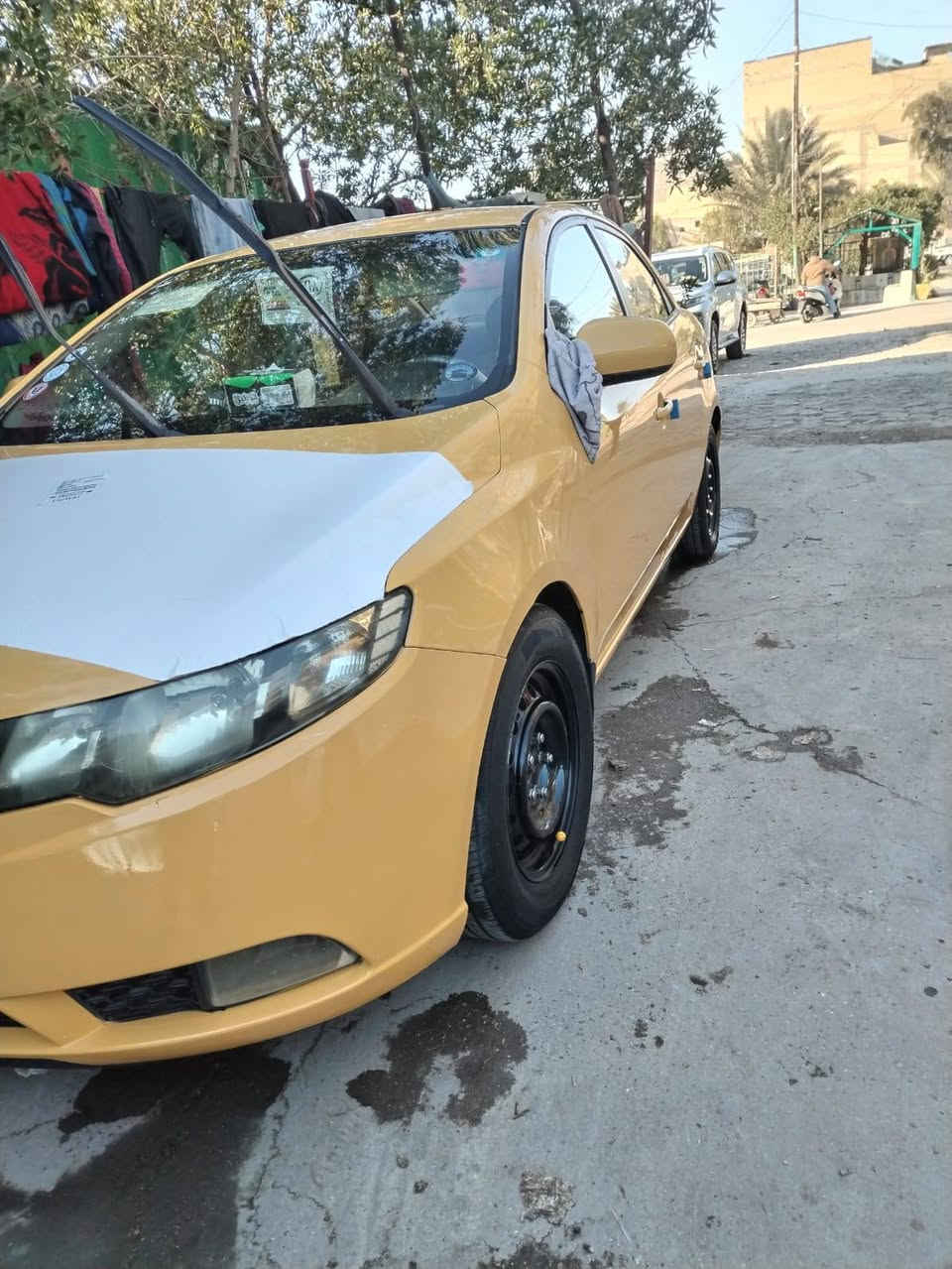 للبيع سيراتو ٢٠١٢ بيه حادث جاملغ خلفي عكس السائق بي معجون 
سيارة 🚗 نظيفة 
مكاني بغداد 
السعر ٨٣
هيئة و غرامات كاملة 
للاتصال ***********
