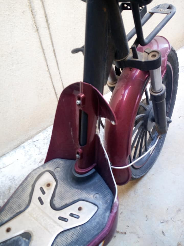 السلام عليكم بايسكل شحن لل بيع مباشر 
بايسكل نضيف اي عيب ما بي 
بايسكل بدون بطاريات 
اعيد واكرر بايسكل بدون بطاريات وبدون شحنه 
عنوان كركوك يم جسر رابع شراي تواصل خاص اكتب سعرك


**إذا كنت صاحب هذا الإعلان وتريد حذفه لأي سبب، رجاءا أرسل رسالة إلى الدعم الفني**