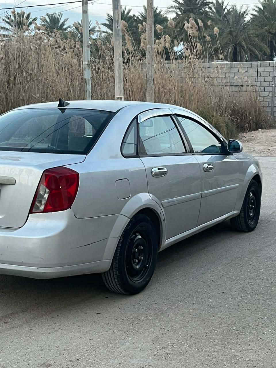 السلام عليكم فورنزة 2007
رقم ديالى الدولي باسمي سنوية لل28
تخم تاير جديد 
مكينة كير جدد 
تبريد تدفئة شغال
داخل رصاصي جديد  
السيارة بلادية فقط جراد قليل 
مكاني ديالى بعقوبة خرنابات 
السعر{55} وبيهة مجال حك الجية 
***********
