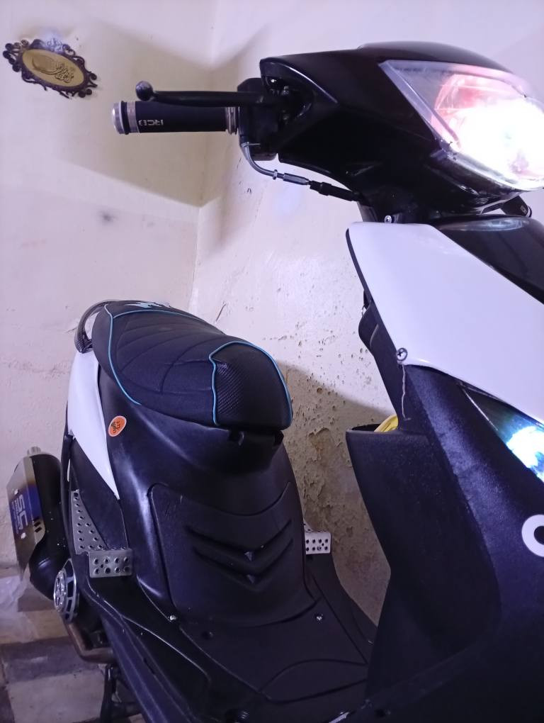 سلام عليكم ماكس عدله  للبيع اي عيب مابي كافر تجاري بس فول نضيف دراجه فولل رياضي سعر  700بي مجال للطيبين دراجه اي عيب مابي بشارط انطيك و كلج رياضي همين مكينا 55 سلف 49.       *********** كركوك, العراق
