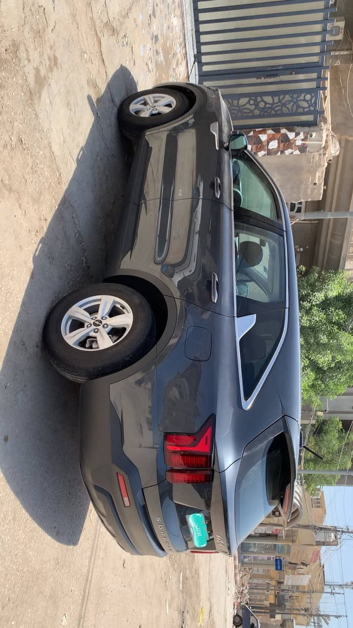 سورنتو. 2022
امريكي موصفات واضحه 
ضررها جاملغ بنيد بدون دواخل
والباقي كفاله من كلشي ماشيه14
مكاني بابل شارع 80رقمي  هاذاا
***********
