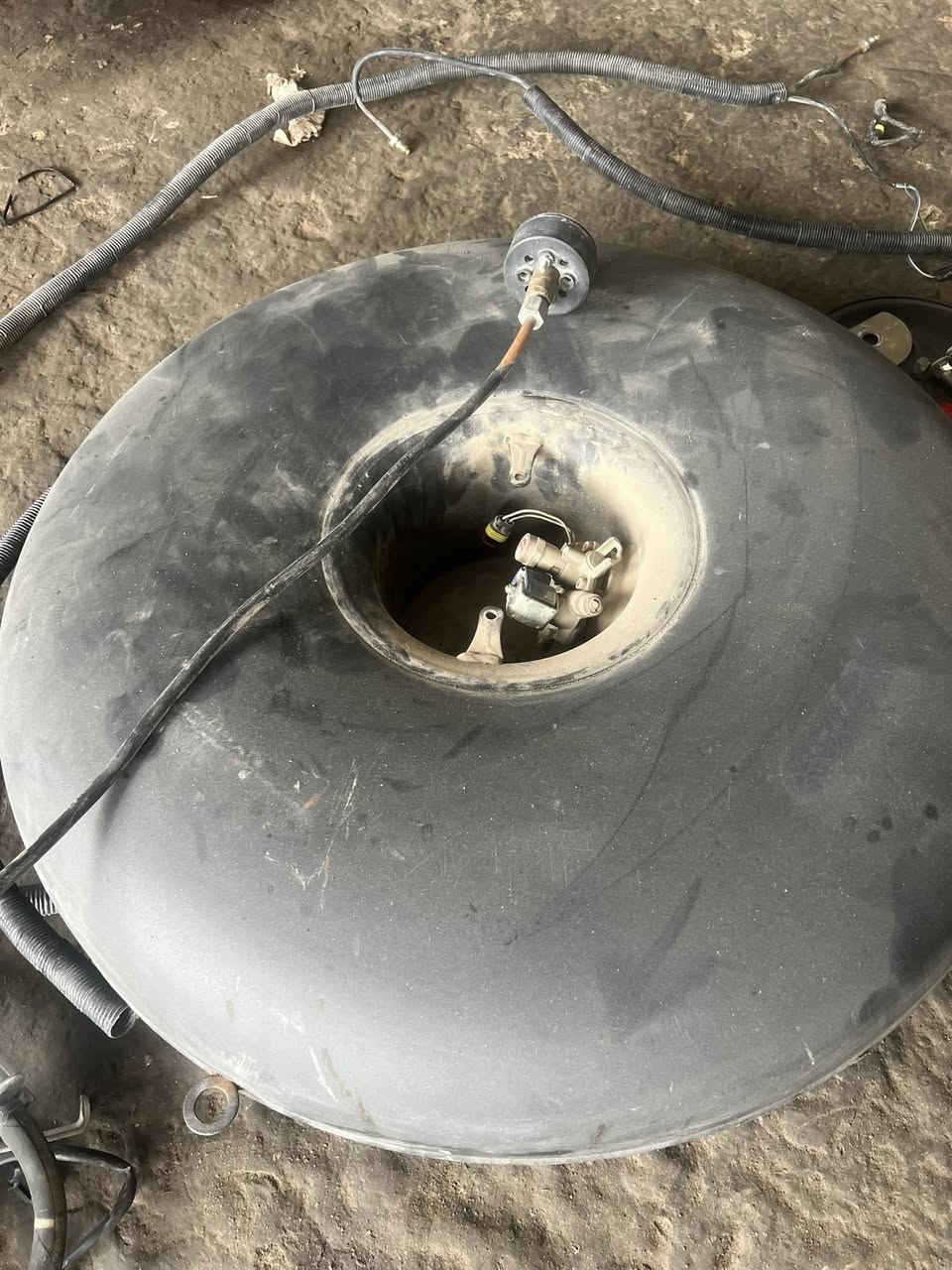 منضومه غاز   (حكوميه )جانت مشدوده ع سيارتي سبورتج  شغاله ١٠٠٪؜ لا خربطه لا برمجه جيب وشد 
المكان الدوره ابودشير 
السعر ٣٠٠ الف 
***********
