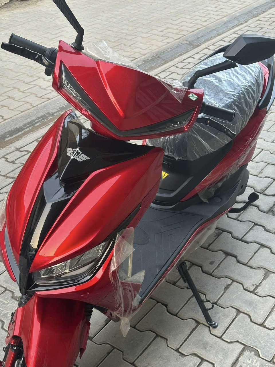 دراجه شحن للبيع 
المواصفات
بصمة تشغيل عن بعد 
R الرجوع للخلف 
نظام البارك P
 جهاز إنذار للسرقه 🚨 
مانع انزلاق 
البطاريات 6 واحد عطلان 
ثلاث سرع
للاستفسار خاص


**إذا كنت صاحب هذا الإعلان وتريد حذفه لأي سبب، رجاءا أرسل رسالة إلى الدعم الفني**