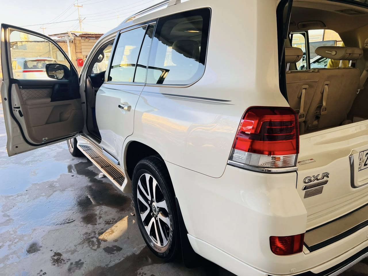 لاندكروز ٢٠١٩ سياره كفاله عامه فول مواصفات ١/١سياره حيل جديده 
٨سلندر ٤٧٠٠
ماشيه ١٢٠
رقم شمالي 
مكان السياره الدجيل 
السعر ٥٤٥$وبيه مجال 
***********
