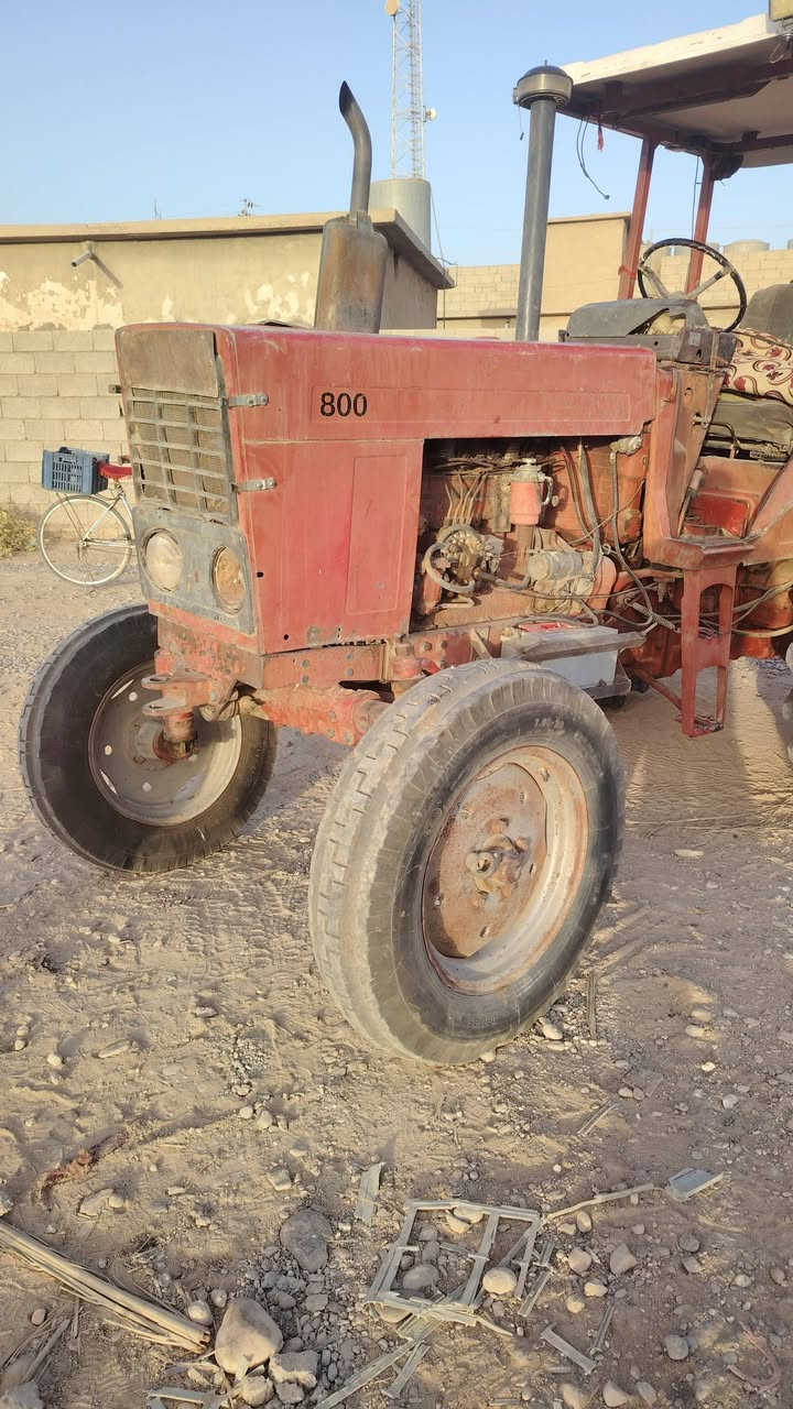 تركتر بلاروس للبيع جاهز عل شغل رقم صلاح الدين مكان التركتر ناحيه العباسي ***********
