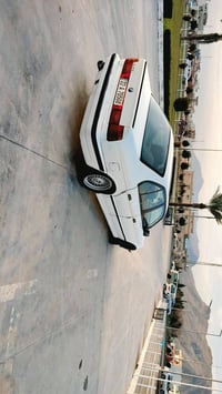 بي ام ٥٢٠ • ١٩٩٠ • جير عادي