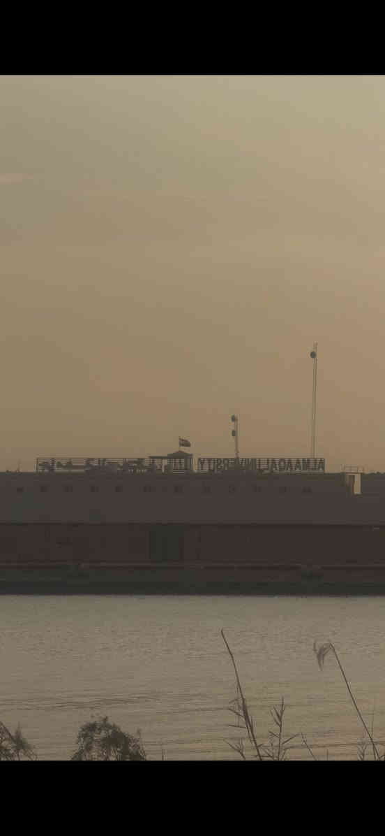 للبيع قطعة ارض المساحة الكلية 165 م 

رقم المقاطعة 17 

رقمها على الخارطة 193 

مقابيل جامعة المعقل بالضبط منطقة سكنية تحتوي على كافة الخدمات من ماء وكهرباء 

السعر مناسب 

للاستفسار خاص او على الرقم ***********
