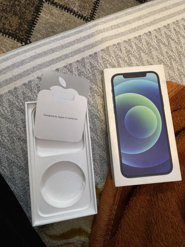 السلام عليكم
12عادي
بطاريه 69
ذاكره 64
نموذج m
شرط الجهاز ما داخل تصليح 
لاستفسار واتساب ***********
270وبي مجال بسيط 
مكاني بغداد
