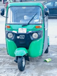 تكتك للبيع موديل ٢٠٢٢شهر ١١بيها ضربه خفيفه بصفحه مكينه كفاله تكتك خير ...