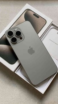 للبيع iPhone 16 Pro Max بلون التيتانيوم الطبيعي الراقي.  🌟 أهم المميزا...