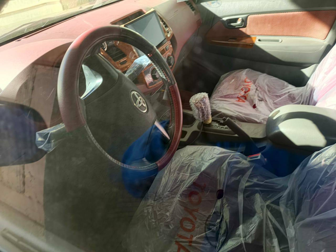 السلام عليكم بيكم 14فور ويل كفاله عامه ماشيه 200 رقم بغداد بسمي سنويه 28 كير محرك مامفتوح شركه جاهزه جديده السعر 233 بيها مجال ***********
