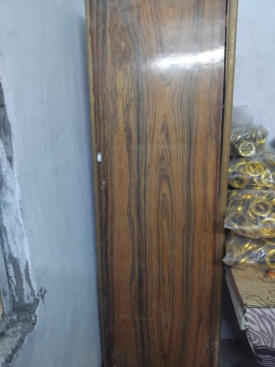 غرفه نوم للبيع السعر ٣٥٠ وبيه مجال مكان بابل جبله ***********
