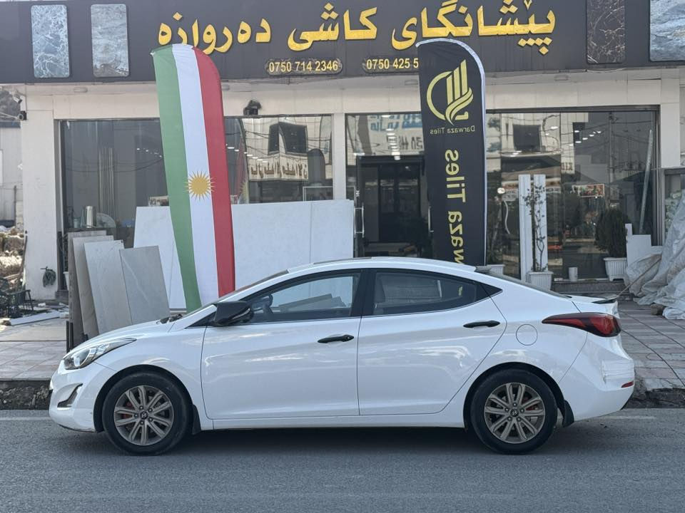 هۆندا النترا خەلیجی مۆدیل2014
لەمواسفاتی خۆی فولە تەنها بەسمە نیە
سیارەکە دەعامی بۆدەعامی بەشەرت بئ سبوخ 
تەنها یەک تیبینی بچووکی لەدۆسەیەک هەیە
نموونەیە لەجوانی وبەرچاویی کامل جوانکاری بۆکرایە
ماشاءاللەی ئەوی لەجوانی  وبی  
مسروفی هیچ نەقس وکەم وکوڕی نیە
 مکینەگەورەیە١٨٠٠مڕغووب کرایتەوە بەلام بەشەرت
دەنگ وبخاروسەرفی نیە 
سەنەوی وهەزەی نوئیە تاکو2030بەناوی خۆمانە
تحویل بەناوکردن بەشەرت
ژمارەی خاوەن سیارە
کۆڕەک +واتس ئاپ +ڤایبەر

***********
