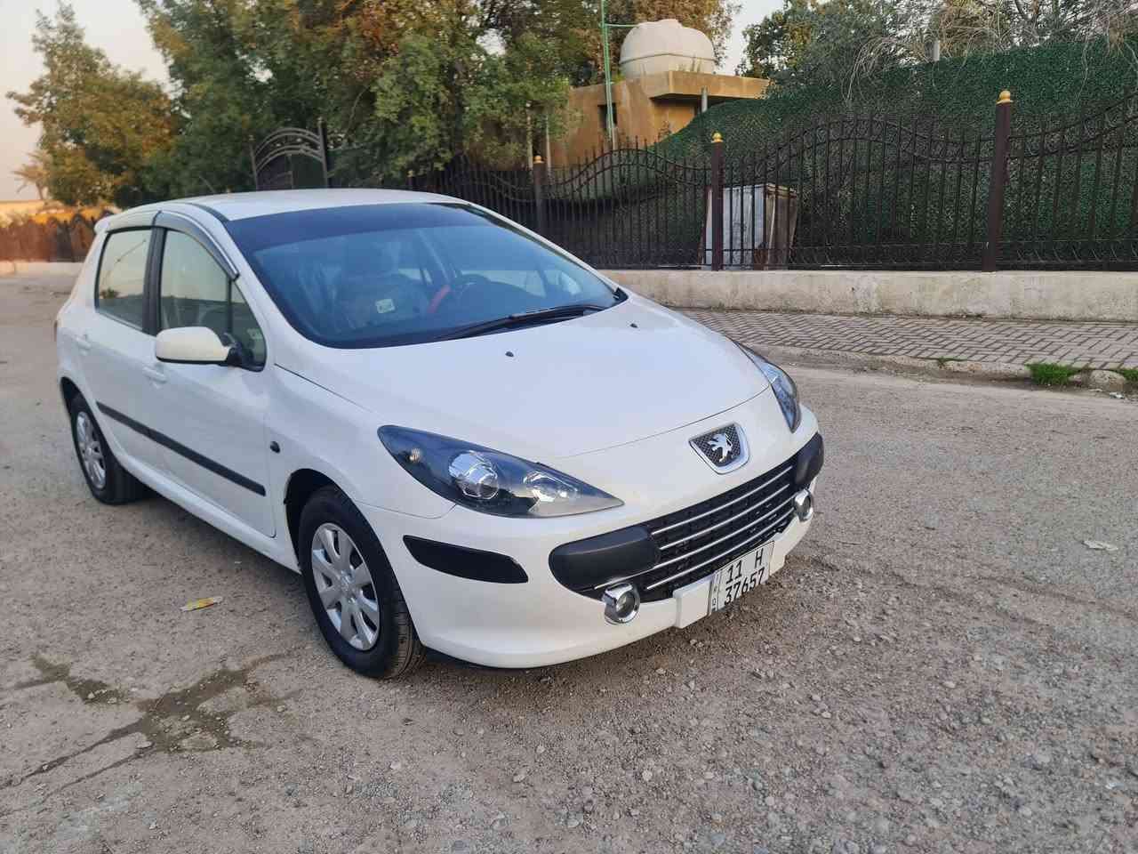 بيجو فرنسي موديل ٢٠٠٦ جاهزه السياره كير محرك تبريد صدر تخم تاير بدون حادث او ضربه بيه صبغ بل داير جاملغ خلفي
السعر ٦١
للإستفسار *********** وبيه مجال قليل الشراي ايخابر مامتواجد عل فيس مكانها البلديات
