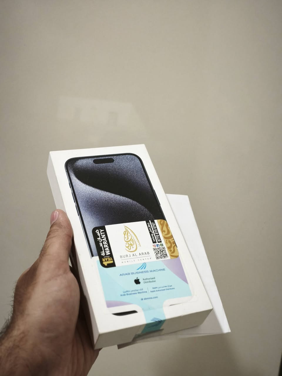 iPhone 15 Pro Max 512 GB للبيع
اللون نيلي 
ذاكرة 512 GB
بطارية 90%
كرتونته الاصلية مع وصل الشراء 

🔵 ملاحظة / الجهاز نظيف بس بي شخطتين بسيطة بالشاشة متبين أثناء الاستخدام ابد .

🔵 السعر = 1,125,000 قفل بدون عملة رجاءً
للتواصل = ***********
مكاني / بغداد - مجمع بوابة الكاظمية قرب الجسر الدوار@
